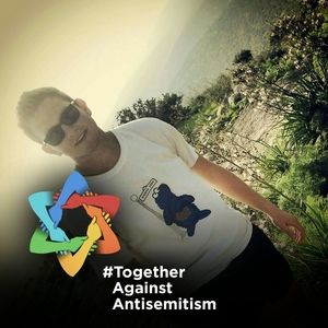 Meet your Posher, Gordy